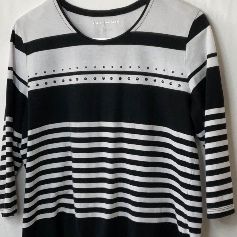 ALLISON DALEY TOP